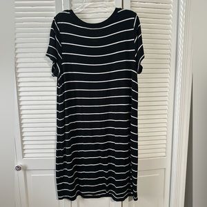 Ava & Viv black / white striped t-shirt dress ~ size 1X